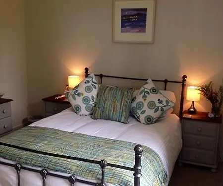 Queens Arms, 4* Breage