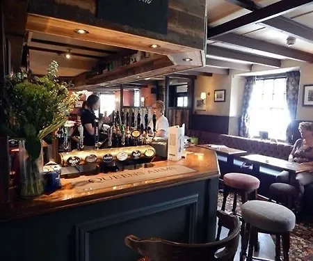 Queens Arms, Inn 4*