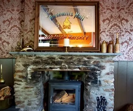 Queens Arms, Inn 4*